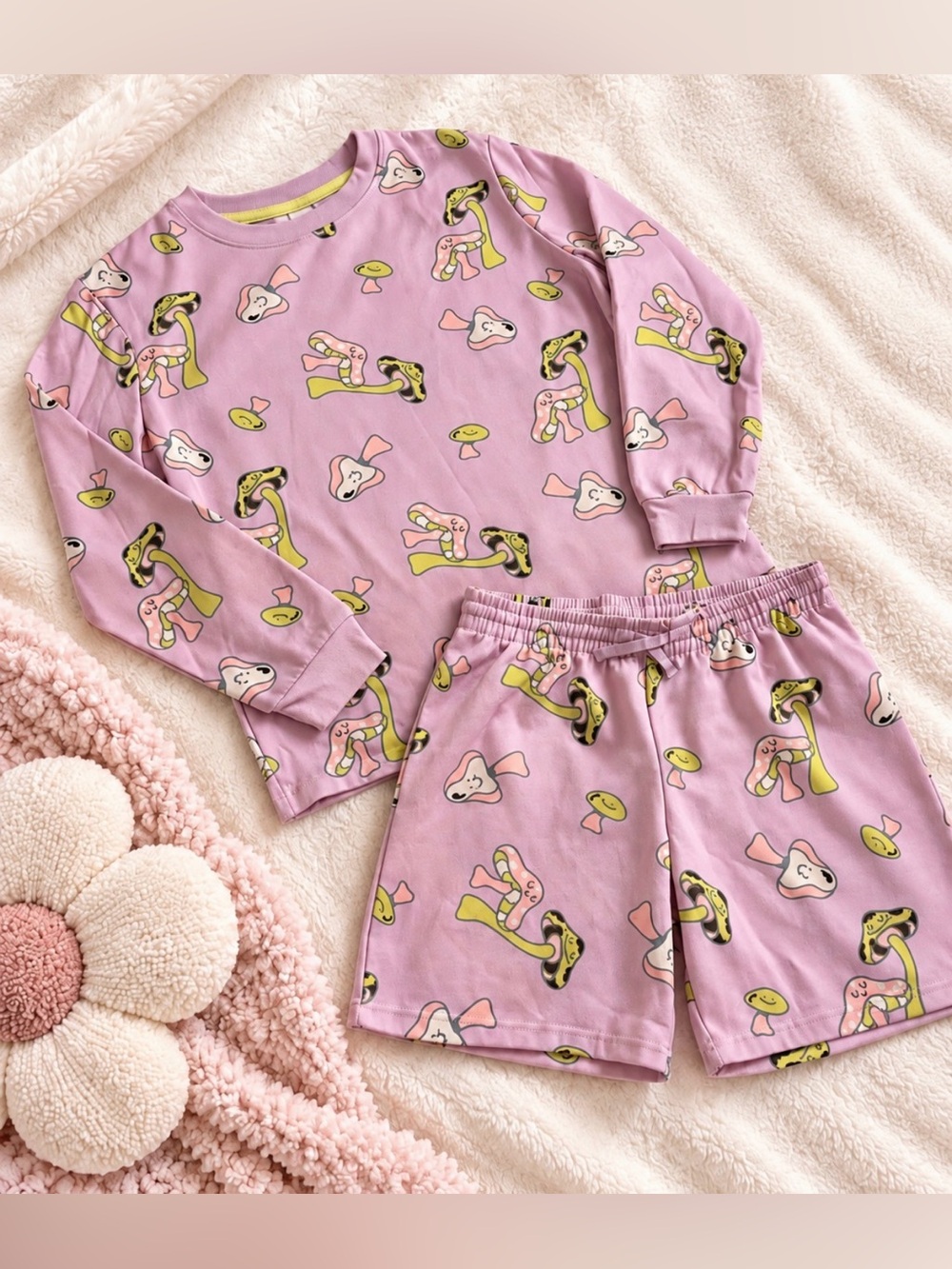 Art Class Girls XL 14 Lilac Mushroom Print Long Sleeve Top Shorts Pajama Set
